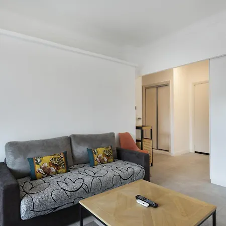 Azurenting - T2 Chouta - * Juan-les-Pins